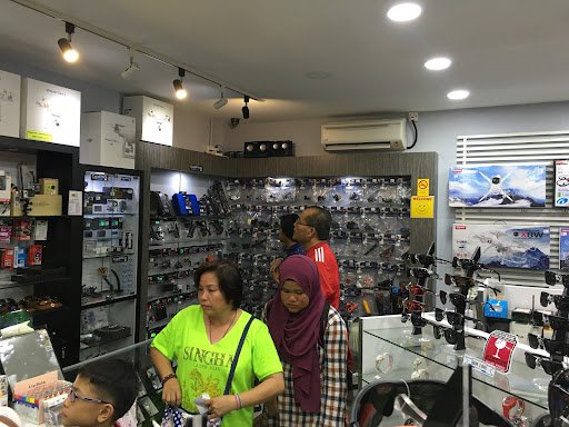 Bengkel Mesin Terbaik di Pantai Cenang – Servis Cepat & Harga Berpatutan