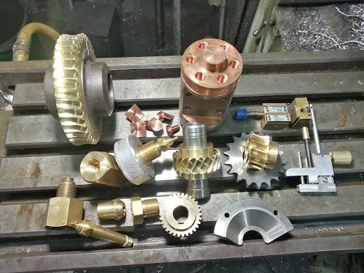 Bengkel Mesin Terbaik di Long Ampan Aing & Abanang – Servis Cepat & Harga Berpatutan