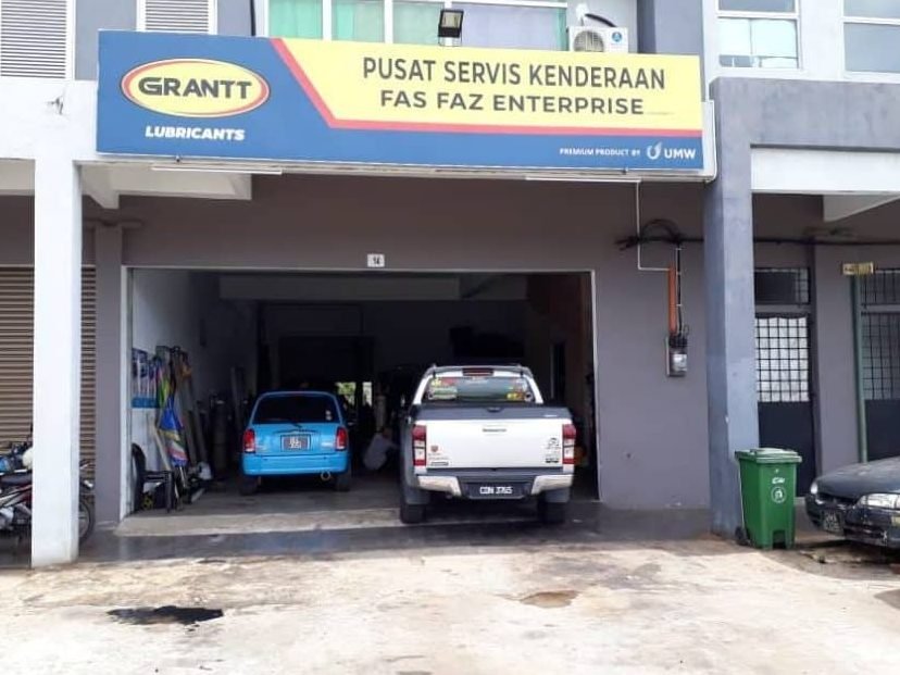 Gambar: Bengkel Mesin Terbaik di Kampong Kadok – Servis Cepat, Harga Berpatutan & Kualiti Tinggi
