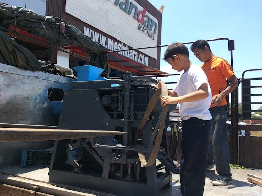 Bengkel Mesin Terbaik di Kampong Pangkal Kalong – Servis Cepat & Harga Berpatutan